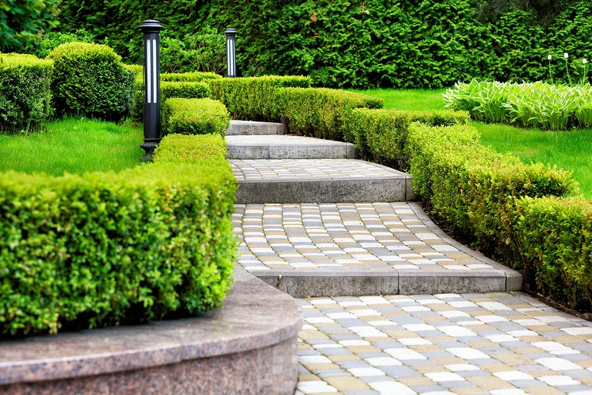 Masonry & Hardscaping slider 1